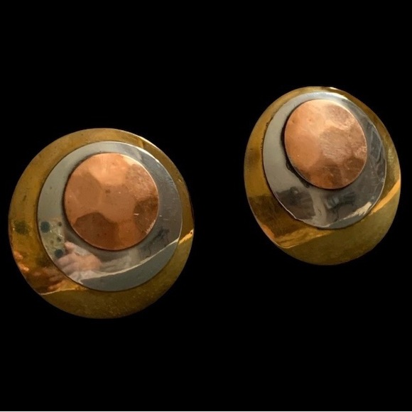 Vintage Estate Earrings Three Tone Hammered Copper Silver Gold Clip On Jewelry - Picture 3 of 7